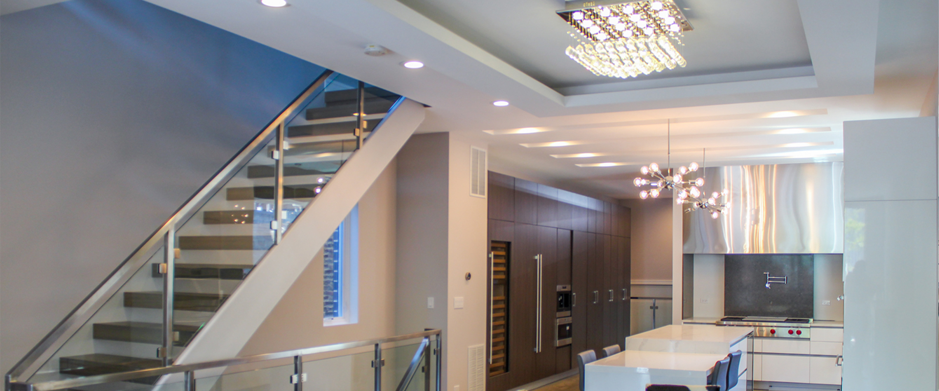 Smart People Moving Image